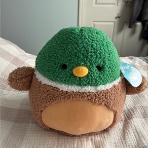 12” Avery Fuzzmallow (Squishmallow)